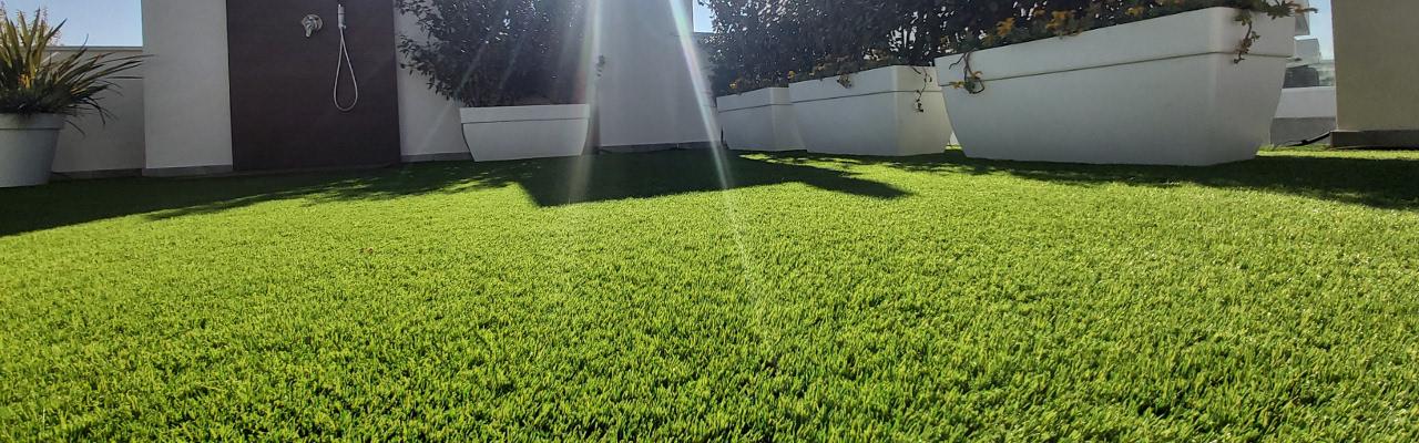 Césped artificial en espacios públicos en Majadahonda